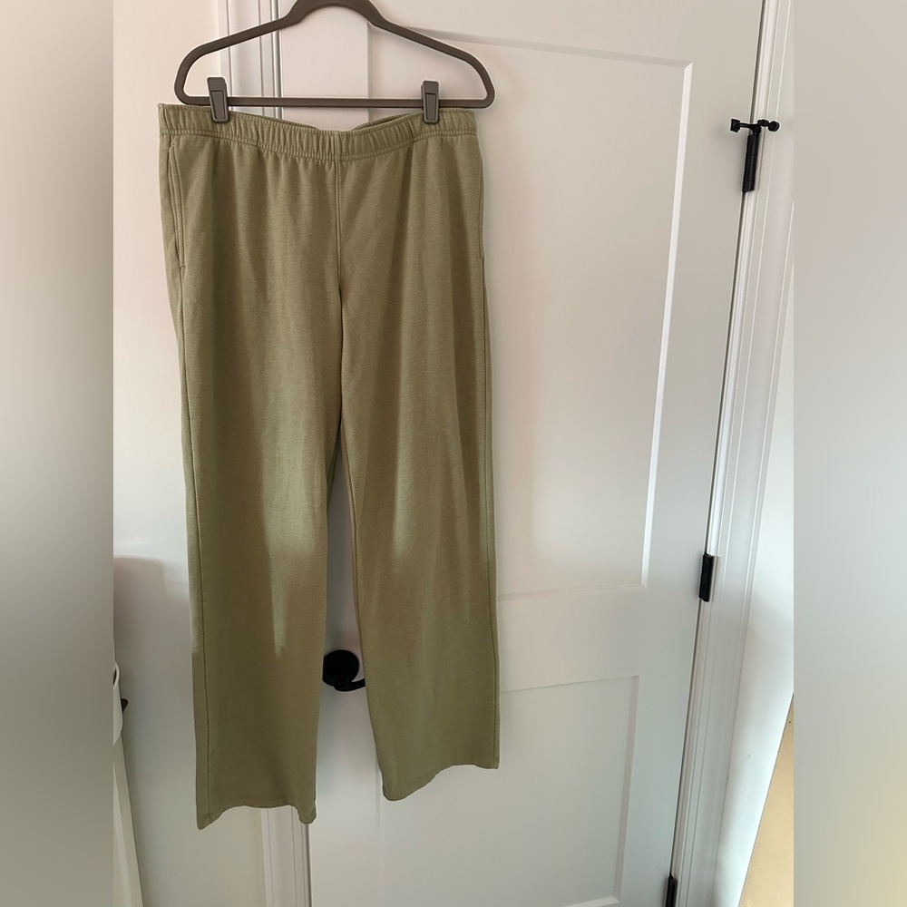 Universal Thread Sweatpants